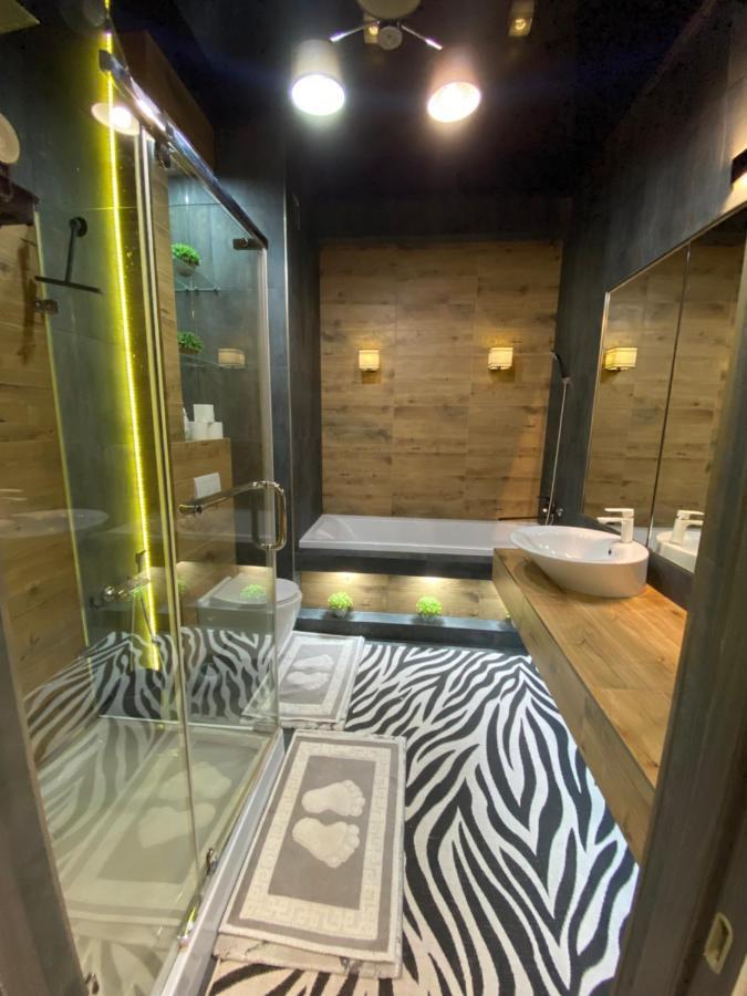 New Double Room Luxury Apartment In The Center Chisinau Eksteriør bilde