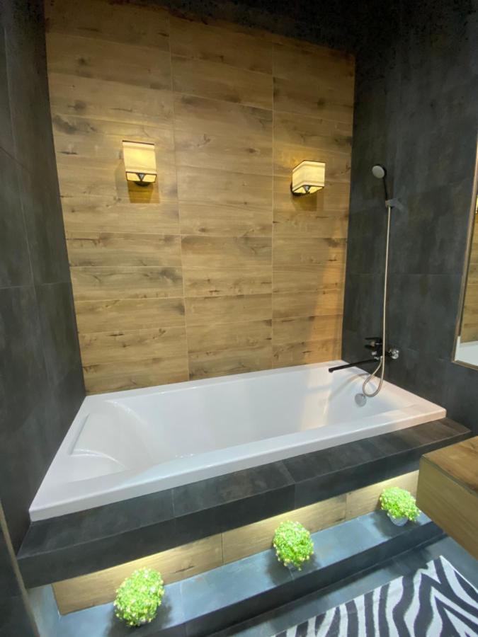 New Double Room Luxury Apartment In The Center Chisinau Eksteriør bilde