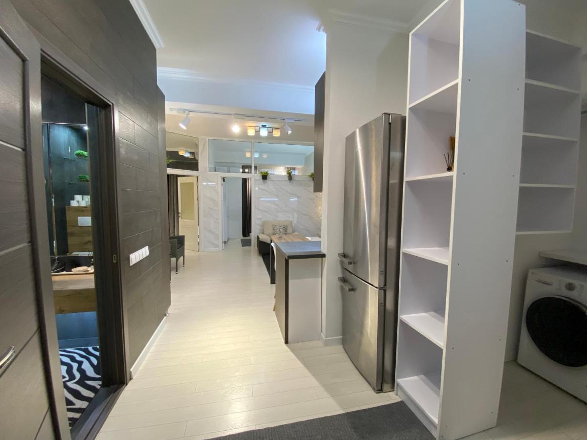 New Double Room Luxury Apartment In The Center Chisinau Eksteriør bilde