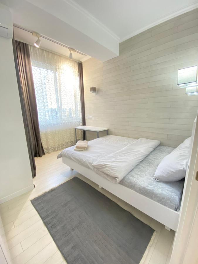 New Double Room Luxury Apartment In The Center Chisinau Eksteriør bilde