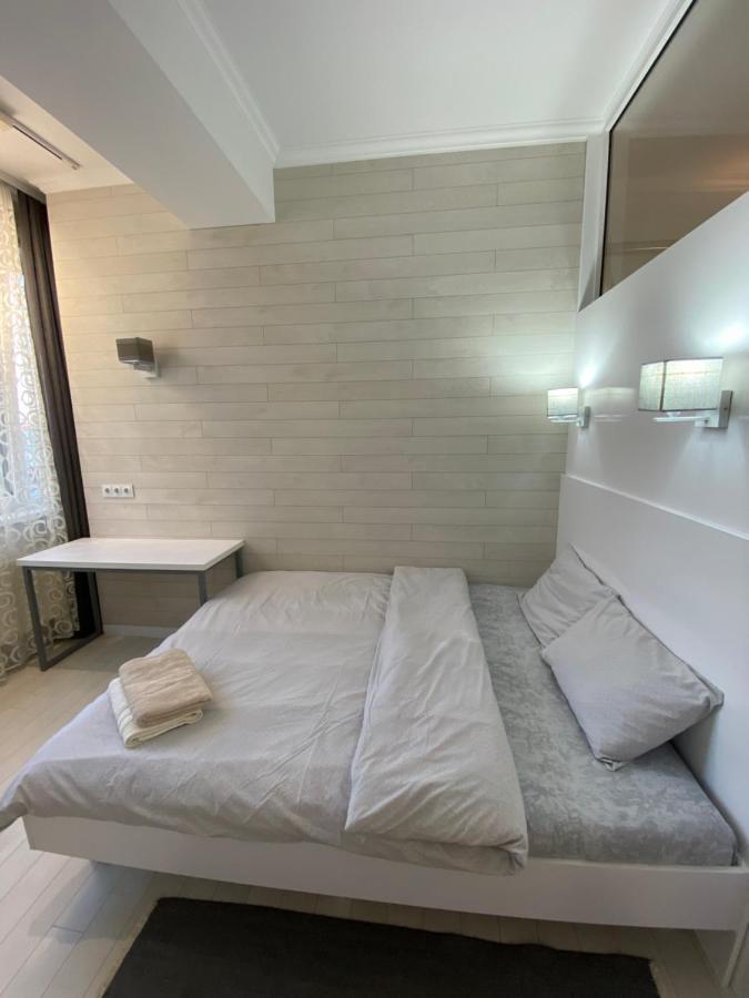 New Double Room Luxury Apartment In The Center Chisinau Eksteriør bilde