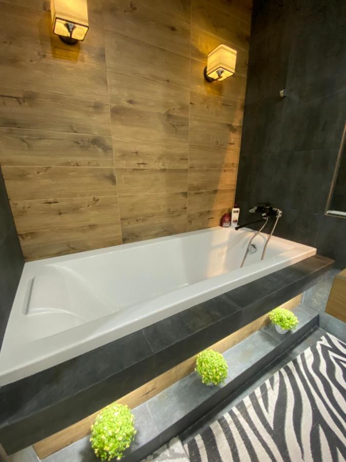 New Double Room Luxury Apartment In The Center Chisinau Eksteriør bilde